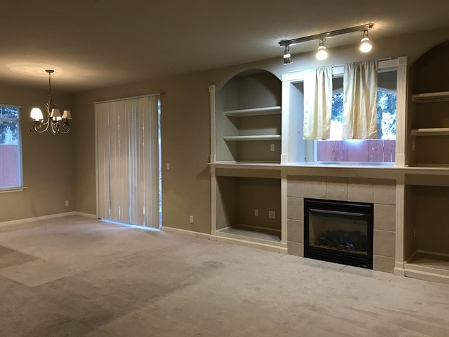 Photo - 1409 NE 166th Ct