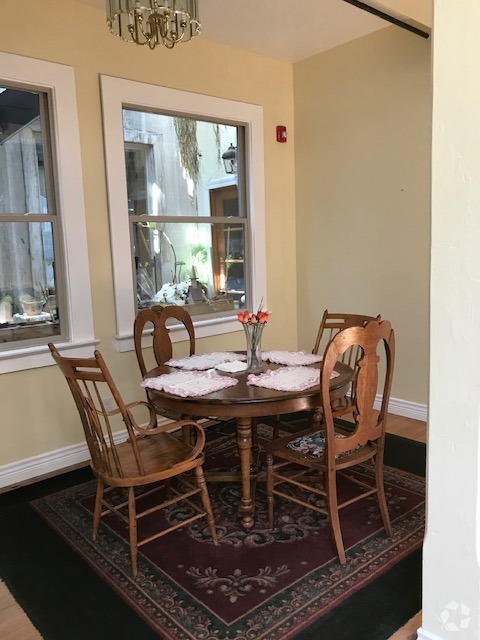 Building Photo - 811 W 2nd Ave Unit 301 Rental