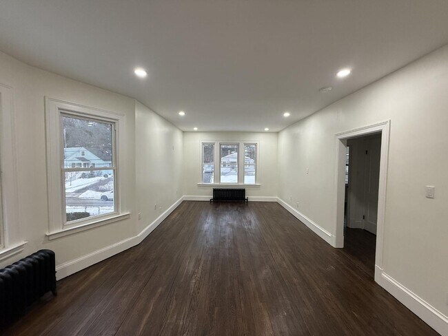 Photo - 63 Ashford St