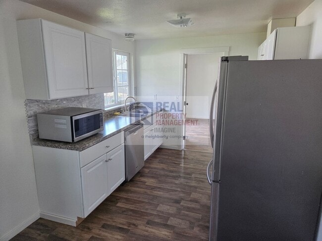 Photo - Updated 5 Bedroom Home!