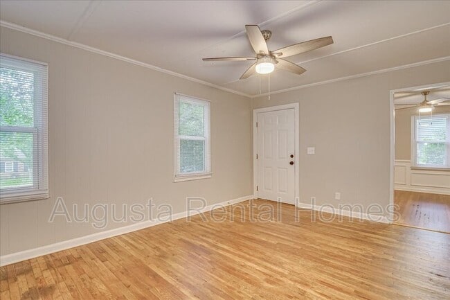 Photo - 531 Tubman St