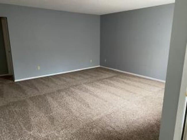 Photo - 3 Bedroom / 2 Bath Duplex