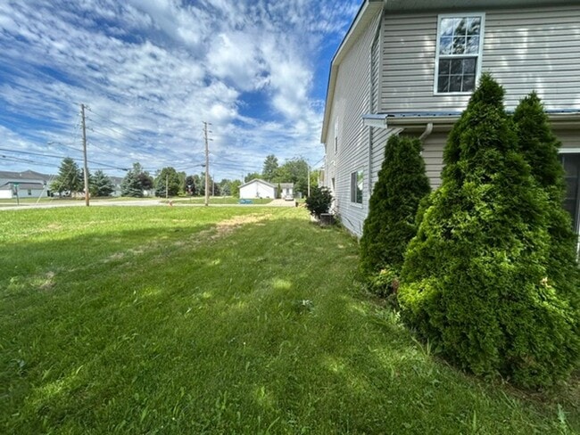 Photo - 3115-3117 Surf Ave Unidad 3117