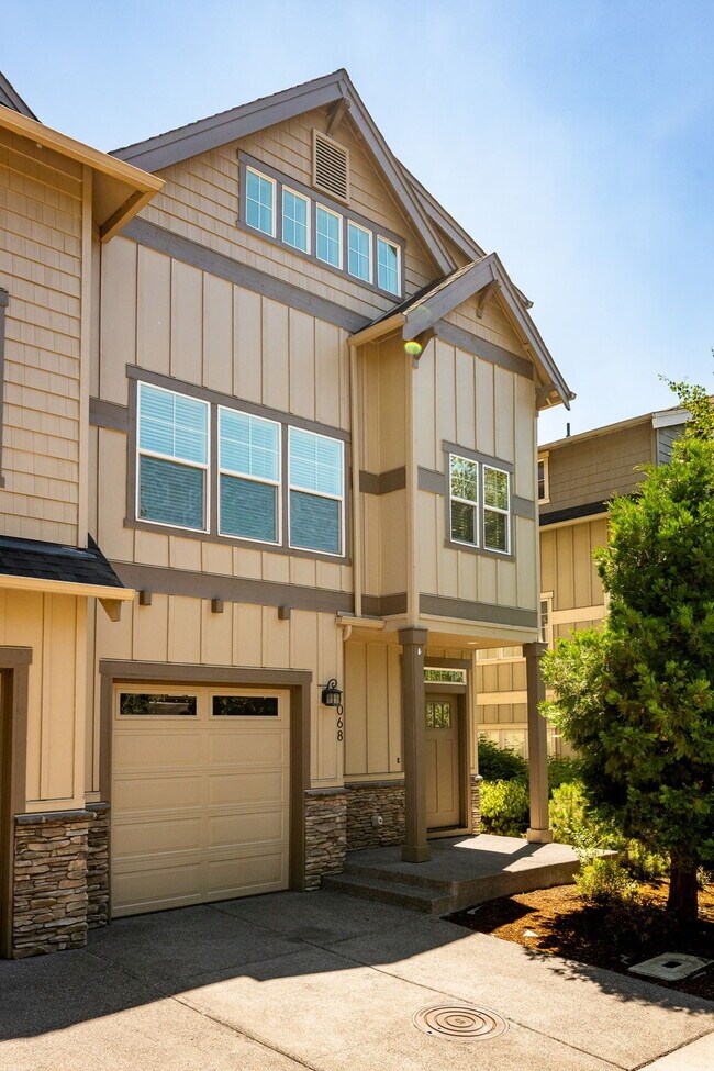 Photo - 3BR/2.5BA Townhome in Larkspur — Old Mill, Downtown & Bachelor All Close By