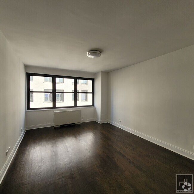 Building Photo - 5 AVENUE Rental