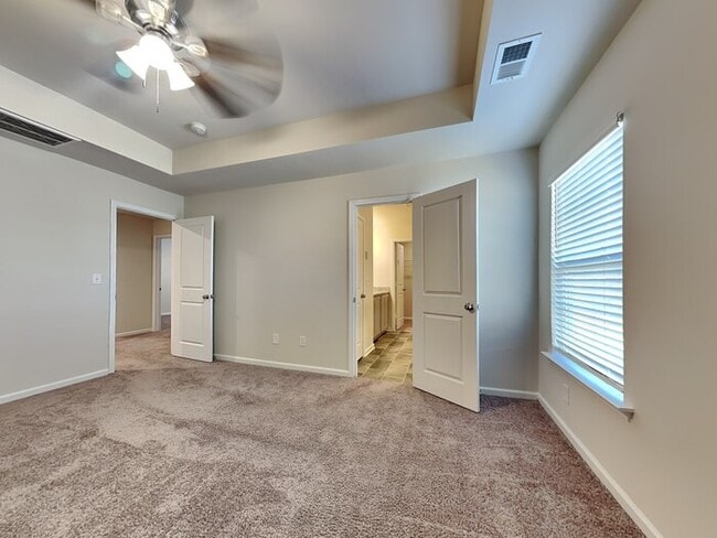 Photo - 437 Red Poll Wy