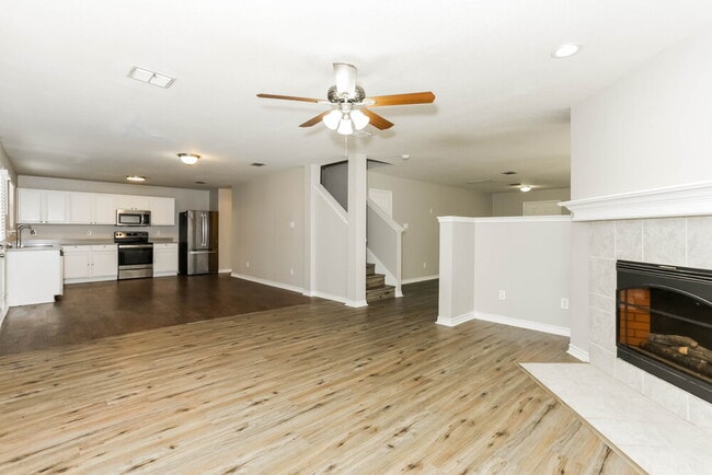 Photo - 7953 Meadow Spring Ln