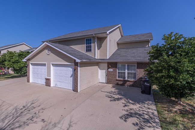 Photo - 1507 Raleigh Dr