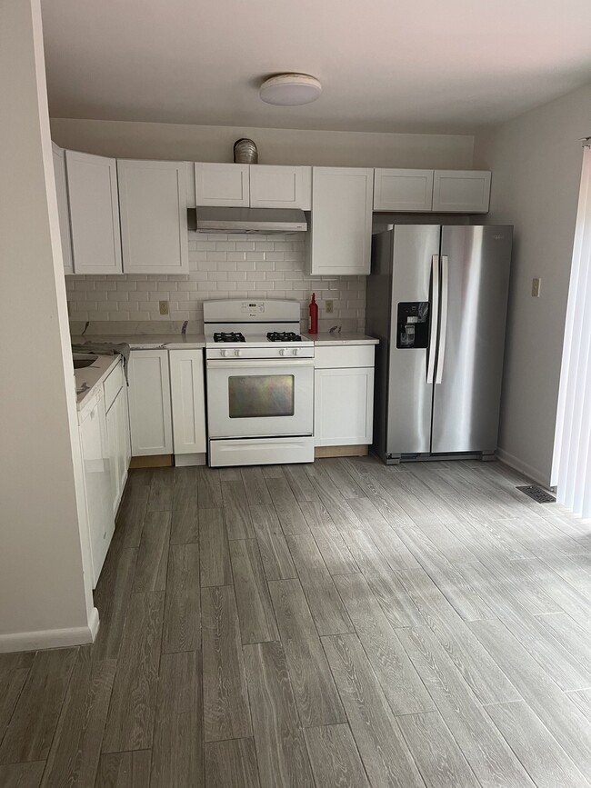 Photo - 124 Richards Ln