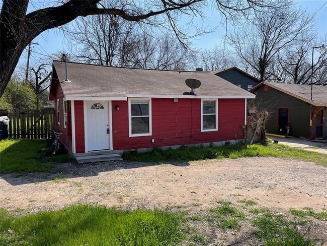 Building Photo - 1041 Lott Ave