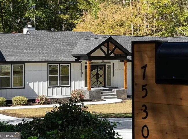 Photo - 7530 Spalding Ln