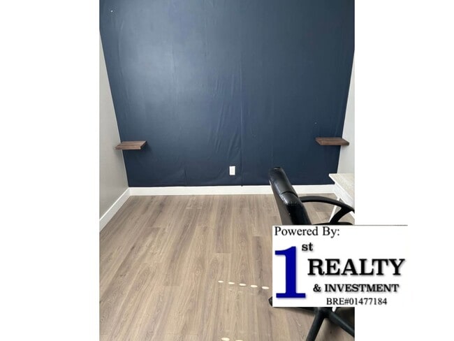 Building Photo - 4418 Olive Ave