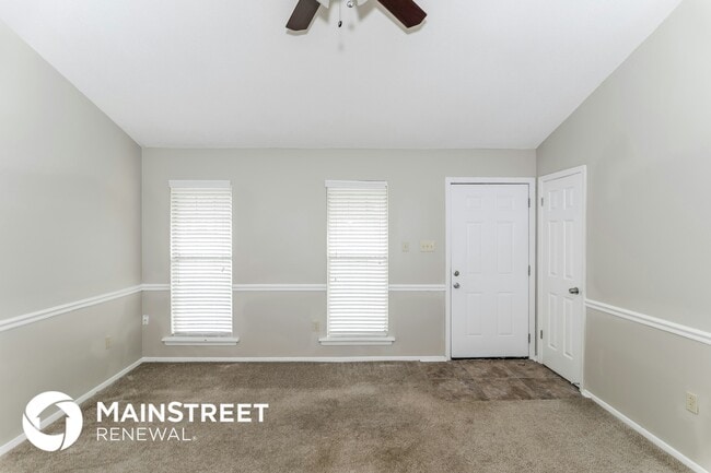 Photo - 6295 Cornwall Rd