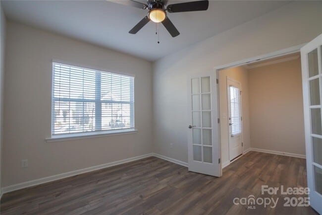 Photo - 1406 Caracara Ct