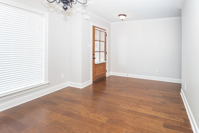 Photo - 3080 Magnolia Dr