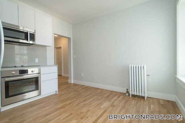 Building Photo - 31 South St Rental