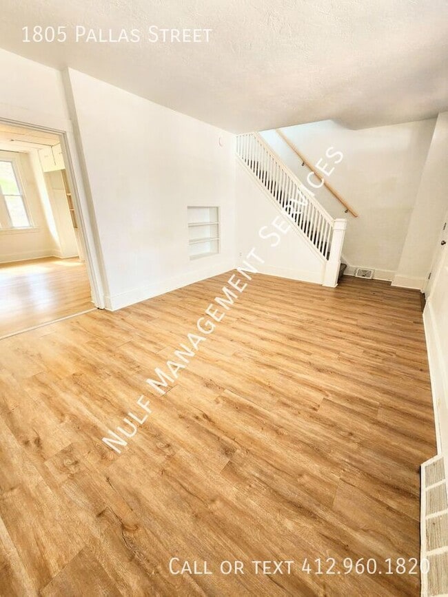 Photo - 1805 Pallas St