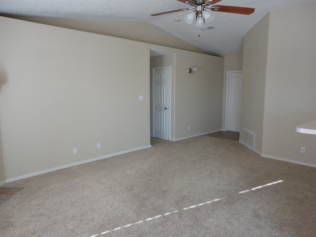 Photo - 7044 Glen Hills Dr NE