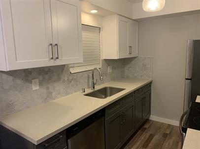 Cocina de apto. E - 1129-1131 23rd St Apartments