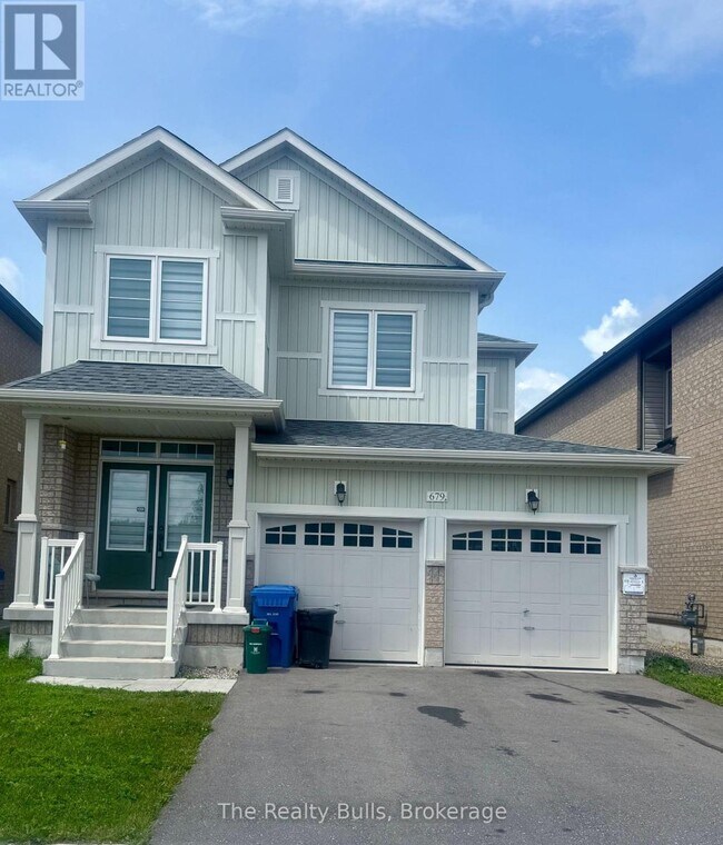 Photo - 679 Anishinaabe Dr