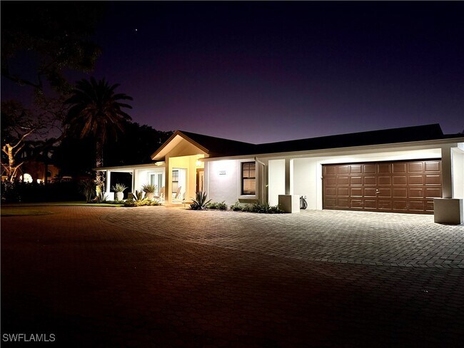 Photo - 1555 Crayton Rd