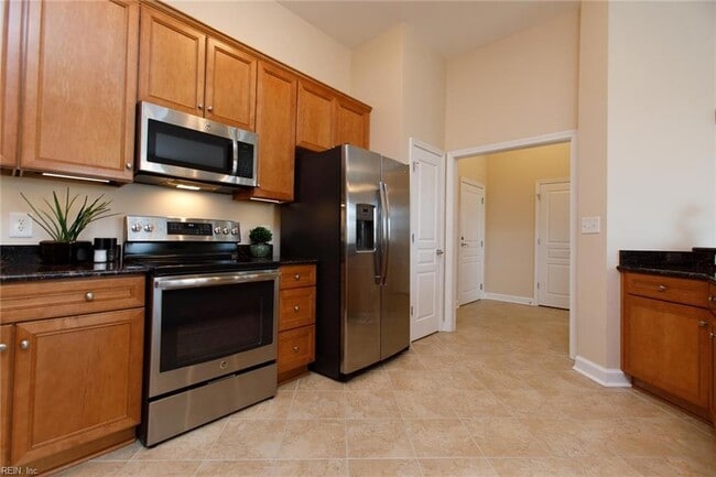Photo - 670 Town Center Dr Unit 405