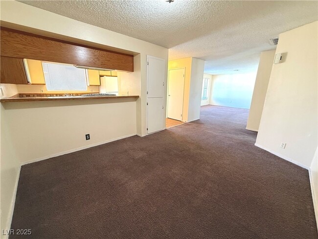 Photo - 2080 Karen Ave Unit 33