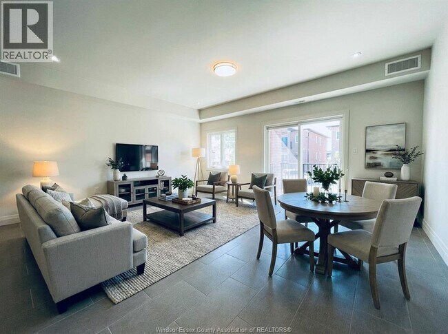 Photo - 233 Watson Ave Unité 203