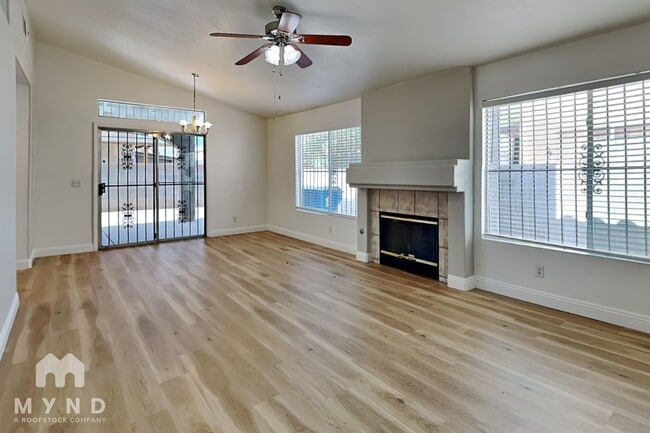 5739 Roundrock Dr