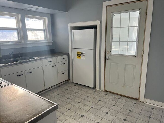 Photo - 2 BR House in Niles