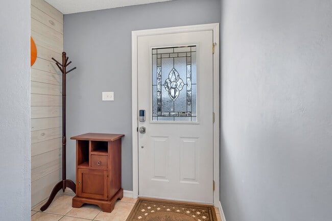 Photo - 10 Apple Tree Ct