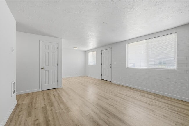 3114 Iowa Ave