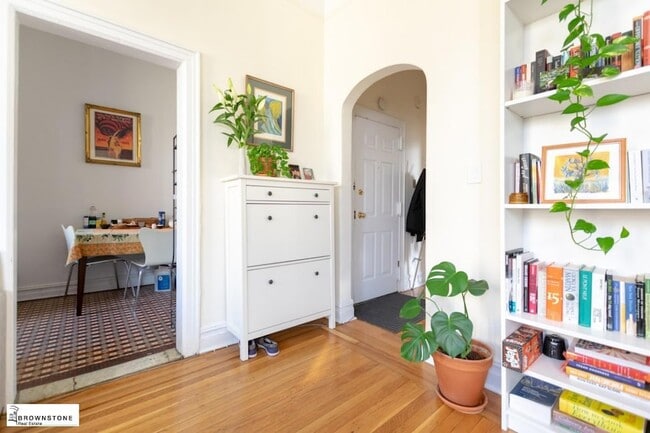 Photo - 63 1st Pl Unit 2