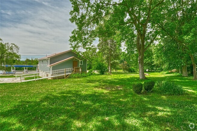 Building Photo - 256 Macedon Center Rd Rental