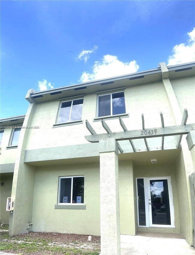 Building Photo - 20439 NW 15th Ave Rental