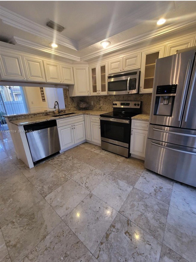 Photo - Northwest 13th Street, Pembroke Pines, FL 33026 - 3 BR 2.5 BA single-family home