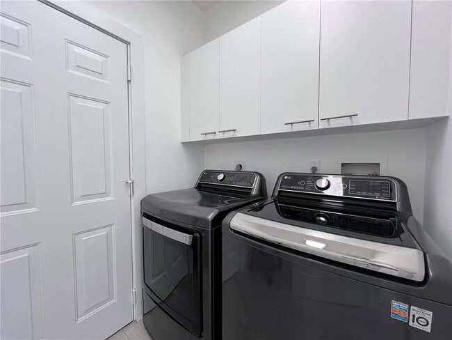Photo - 725 NW 156th Ave