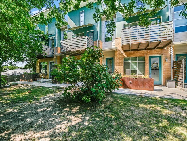 Photo - 5514 Roosevelt Ave Unidad F Rental