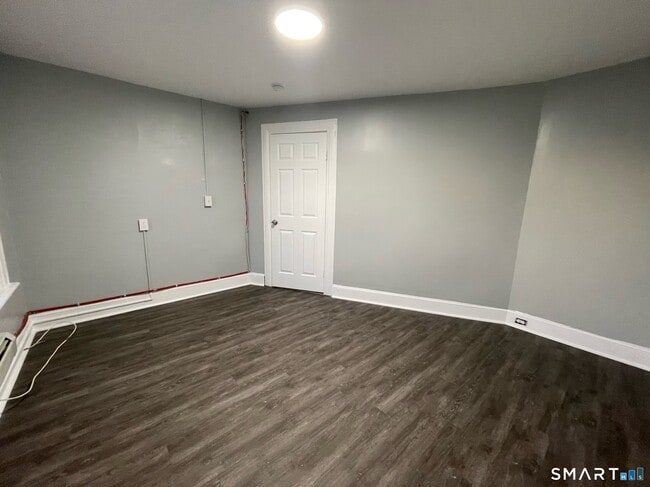 Photo - 158 Chapel St Unit 2