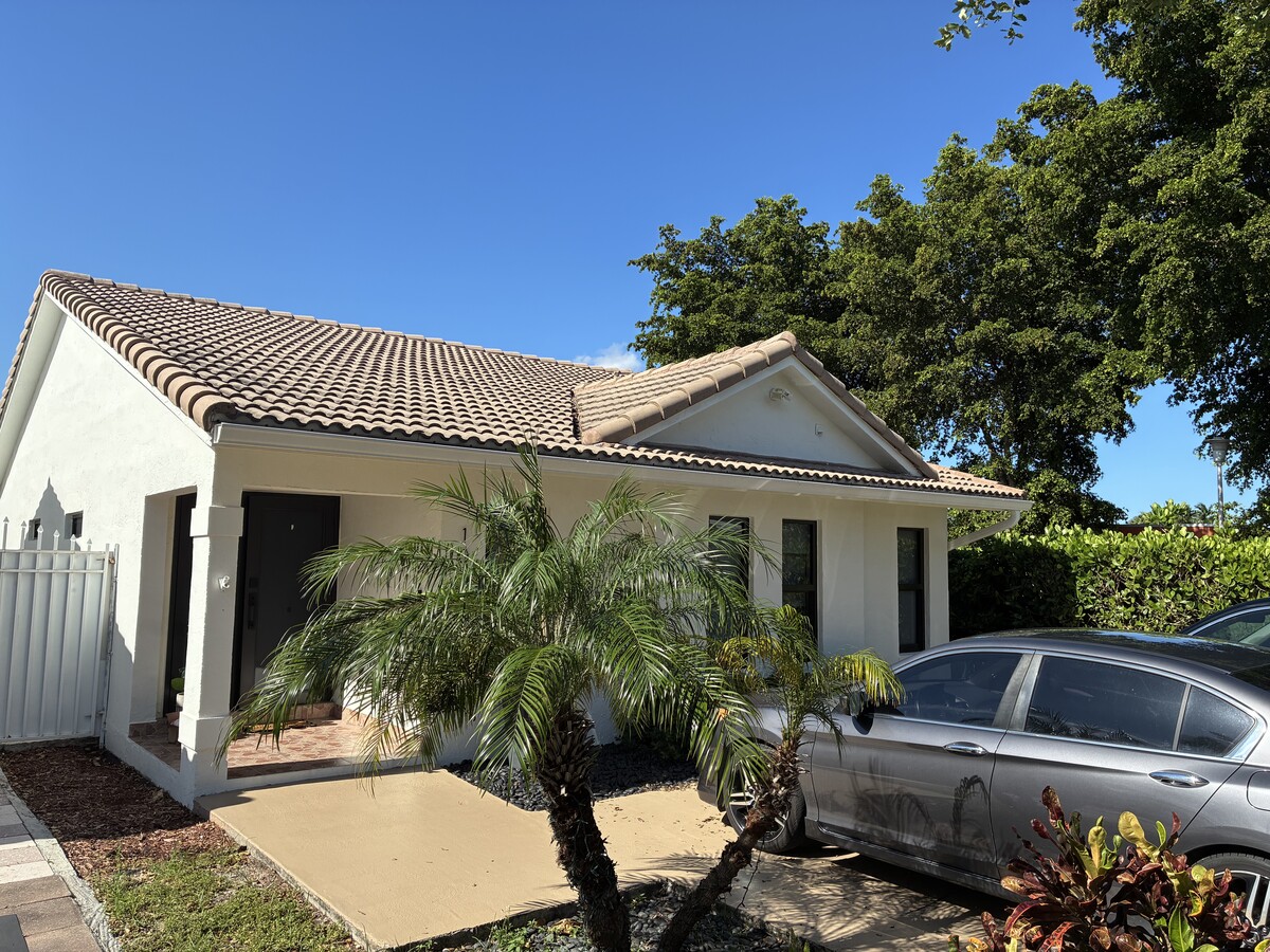 Photo - 10209 NW 125th St Casa