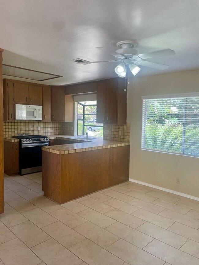 Photo - Three Bedroom Home in the Turnpike Foothills - Available Mid August