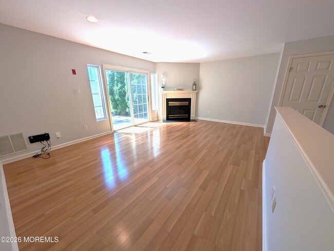 53 Grassmere Ct Unit 5