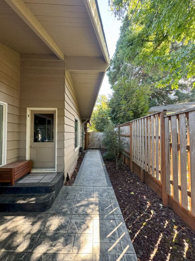 Photo - 1775 Kilkenny Rd