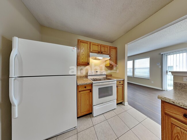 Photo - 6641 Stanhope Way