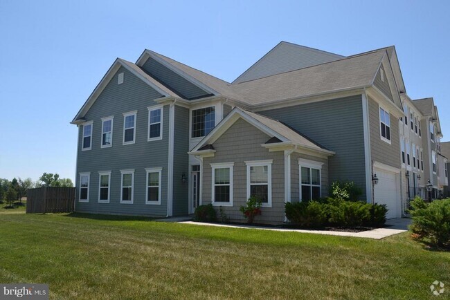 Building Photo - 29181 Superior Cir Rental