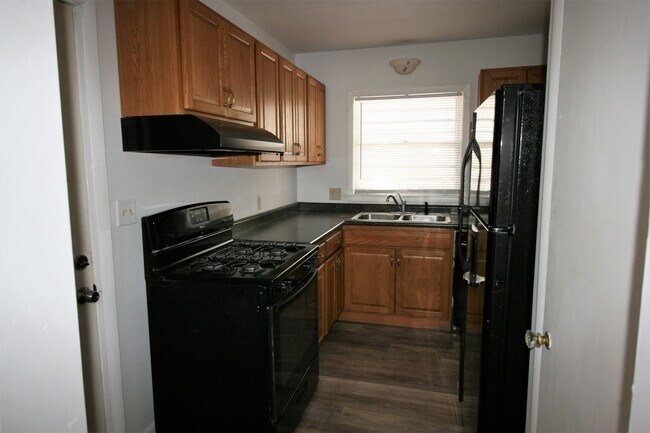 Photo - Cozy 3 bedroom home in Bettendorf-6 month lease option