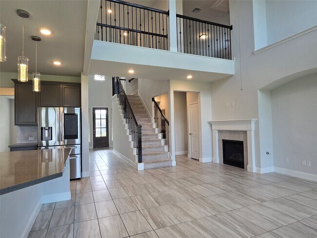 Photo - 18938 Lynnwood Crest Ln