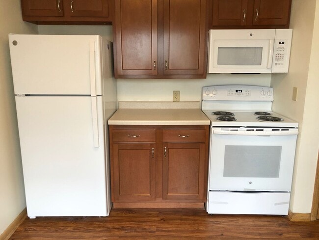 Photo - Modern, comfortable townhome living just steps from the Fox River and Oshkosh’s lively downtown.