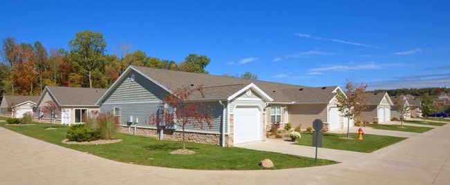 Redwood Green - Redwood Green Townhomes