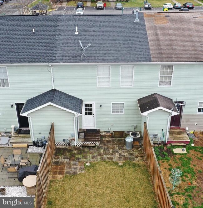 Photo - 311 Willowbrook Ct